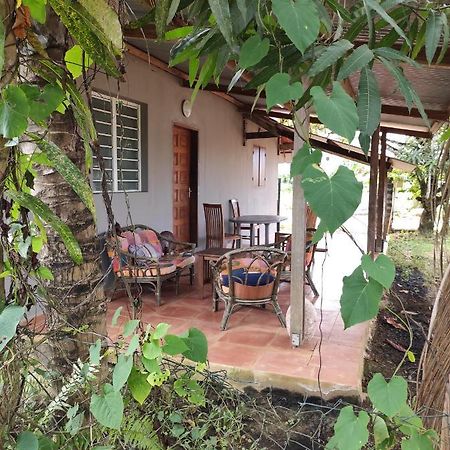 Vila Tikote Chwit Point 1 Cayenne Exteriér fotografie